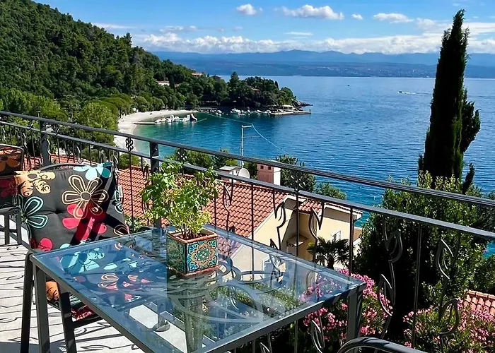 By The Sea Medveja, Opatija - 7720 Apartamento *