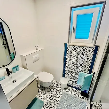 Apartman By The Sea Medveja, Opatija - 7720