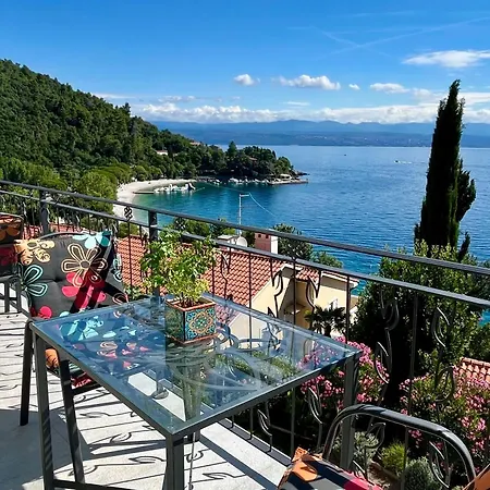 By The Sea Medveja, Opatija - 7720 Apartman *